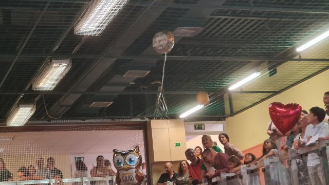 Eső alatt